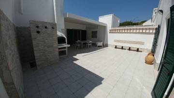 Foto della Corte Interna e del Porticato nr. 2