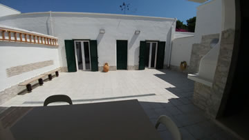 Foto della Corte Interna e del Porticato nr. 5